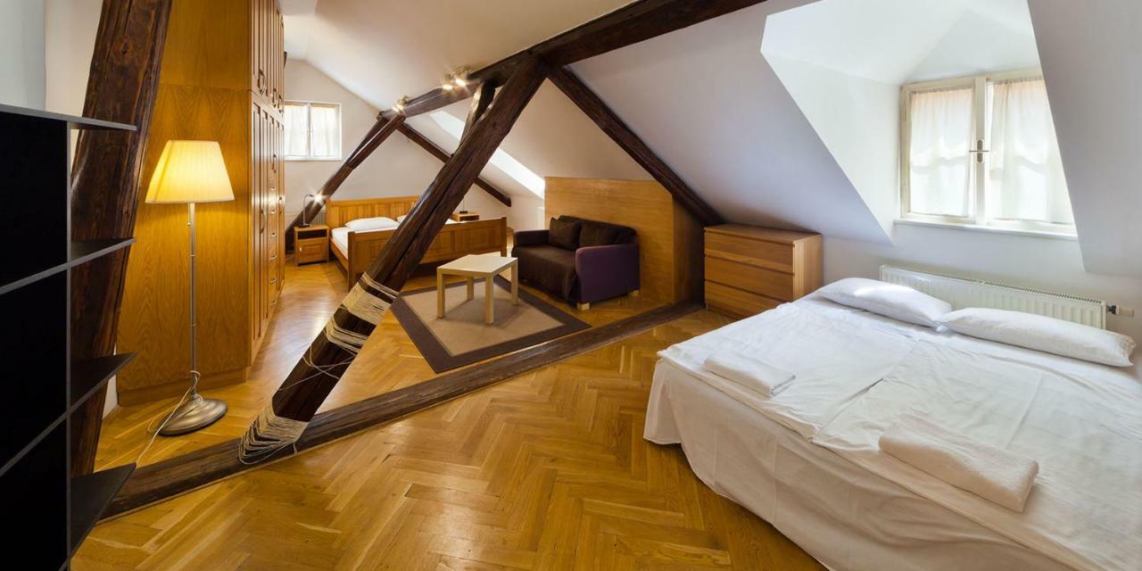 Charles Bridge Apartments Prag Dış mekan fotoğraf